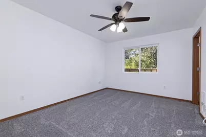 301 E Timberlake Drive, Shelton, WA 98584 - Photo 11