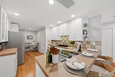 1425 Jones Avenue NE, Renton, WA 98056 - Photo 7