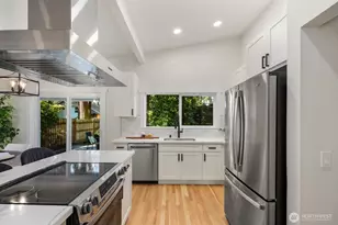 14240 Lake Hills Blvd, Bellevue, WA 98007 - Photo 15