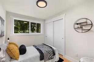 14240 Lake Hills Blvd, Bellevue, WA 98007 - Photo 21