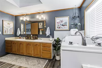 542 NE Fleetwood Avenue, College Place, WA 99324 - Photo 11