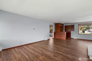 15108 74th St E, Sumner, WA 98390 - Photo 5