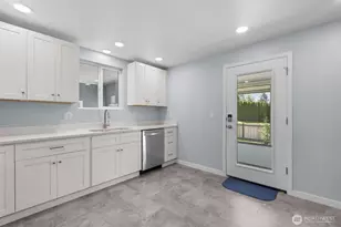 15108 74th St E, Sumner, WA 98390 - Photo 9