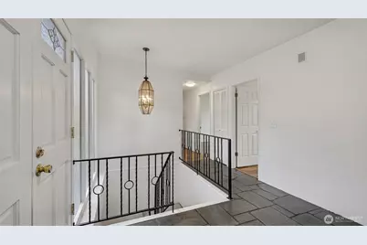 912 168th Place NE, Bellevue, WA 98008 - Photo 3