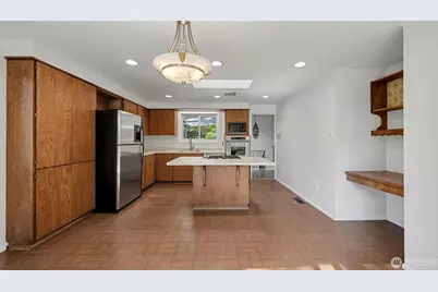 912 168th Place NE, Bellevue, WA 98008 - Photo 9