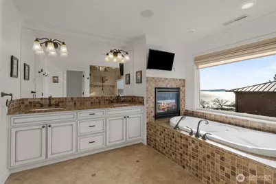 1223 7th Avenue W, Seattle, WA 98119 - Photo 25