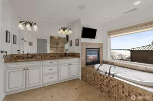 1223 7th Ave W, Seattle, WA 98119 - Photo 25