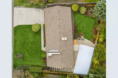 9750 SE 41st Street, Mercer Island, WA 98040 - Photo 3