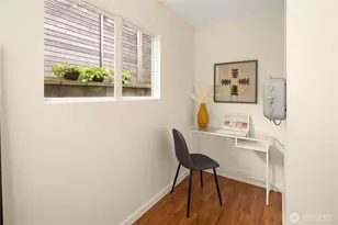 9750 SE 41st St, Mercer Island, WA 98040 - Photo 23