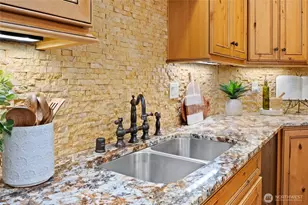 12649 NE 104th St, Kirkland, WA 98033 - Photo 33