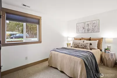 12649 NE 104th Street, Kirkland, WA 98033 - Photo 13