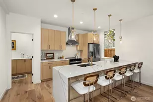 2340 N 64th St, Seattle, WA 98103 - Photo 7