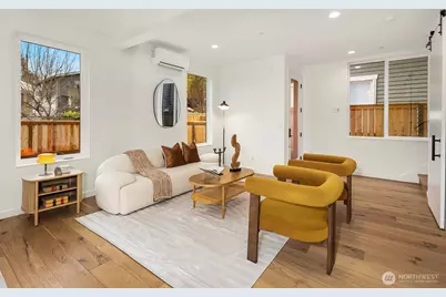 2340 N 64th Street #A, Seattle, WA 98103 - Photo 5