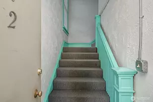 807 N 49th St, Seattle, WA 98103 - Photo 11