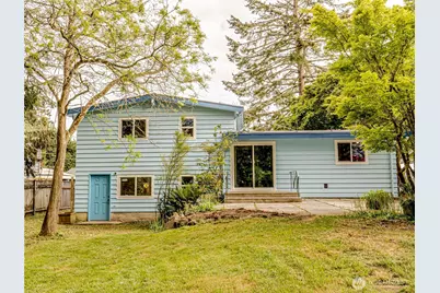 110 N 201st Street, Shoreline, WA 98133 - Photo 31
