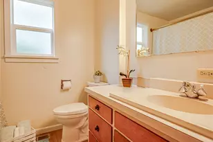 110 N 201st St, Shoreline, WA 98133 - Photo 25