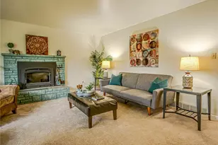 110 N 201st St, Shoreline, WA 98133 - Photo 7