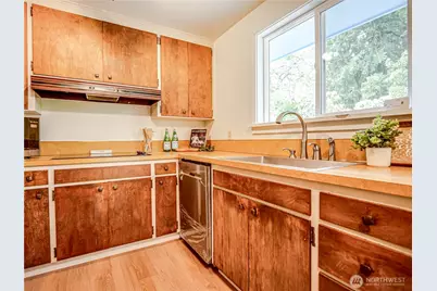 110 N 201st Street, Shoreline, WA 98133 - Photo 13