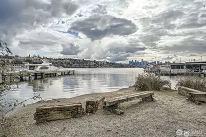 2309 N Northlake Way #5, Seattle, WA 98103 - Photo 17