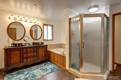 7820 NE 195th Street, Kenmore, WA 98028 - Photo 11