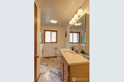 7820 NE 195th Street, Kenmore, WA 98028 - Photo 19