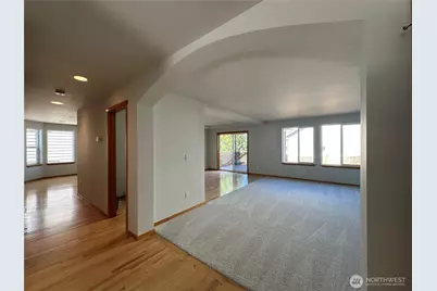 7721 64th Place NE, Marysville, WA 98270 - Photo 3