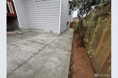 7721 64th Place NE, Marysville, WA 98270 - Photo 33