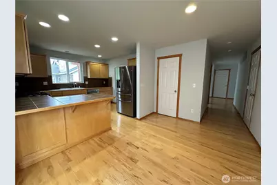 7721 64th Place NE, Marysville, WA 98270 - Photo 11