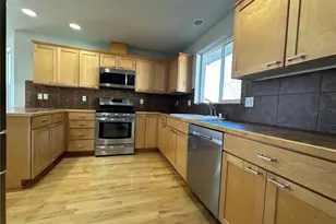 7721 64th Pl NE, Marysville, WA 98270 - Photo 9