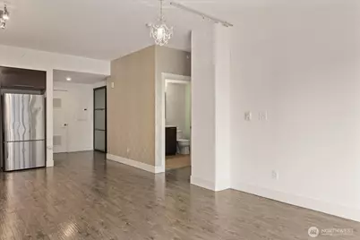 2911 2nd Avenue #404, Seattle, WA 98121 - Photo 7