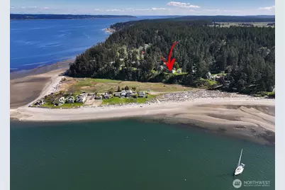 260 Rhodena Drive, Coupeville, WA 98239 - Photo 9