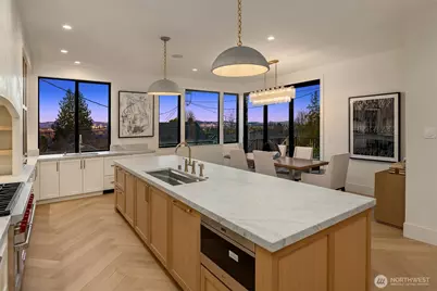 738 22nd Avenue E, Seattle, WA 98112 - Photo 9