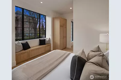 738 22nd Avenue E, Seattle, WA 98112 - Photo 23