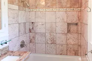 8001 Densmore Ave N, Seattle, WA 98103 - Photo 11