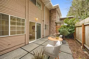 12211 SE 59th St, Bellevue, WA 98006 - Photo 19