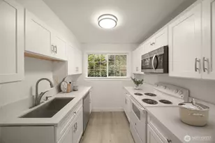 12211 SE 59th St, Bellevue, WA 98006 - Photo 7