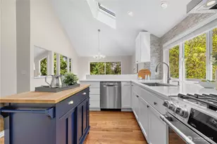 2630 NW Oakcrest Dr, Issaquah, WA 98027 - Photo 15