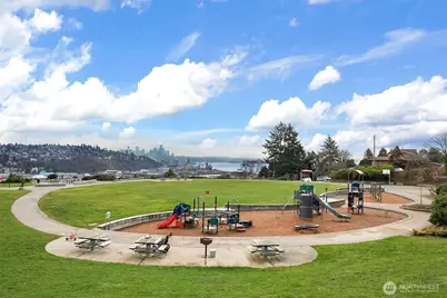 3406 B 34th Avenue W, Seattle, WA 98199 - Photo 33