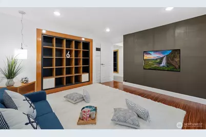 9615 NE 26th Street, Clyde Hill, WA 98004 - Photo 29