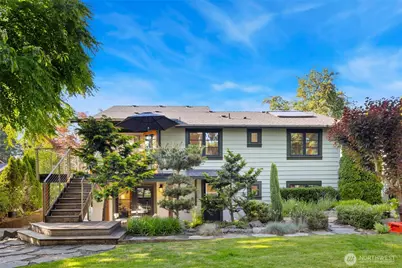 9615 NE 26th Street, Clyde Hill, WA 98004 - Photo 37