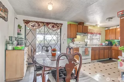 4560 34th Avenue S, Seattle, WA 98118 - Photo 5