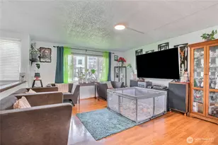 4560 34th Ave S, Seattle, WA 98118 - Photo 3