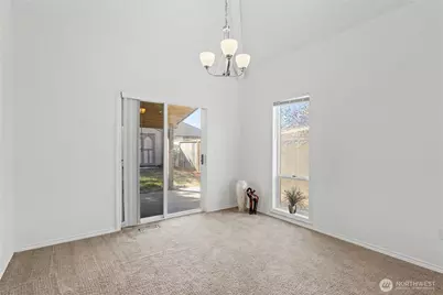 1712 SE Solomon Loop, Vancouver, WA 98683 - Photo 5