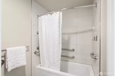 450 S Main Street #618, Seattle, WA 98104 - Photo 15