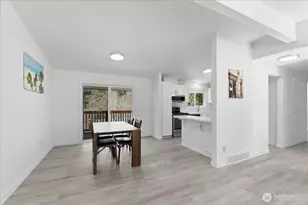 18330 SE 145th St, Renton, WA 98059 - Photo 5