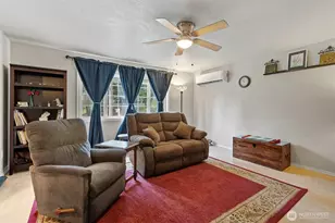 161 E Barnsby Pl, Shelton, WA 98584 - Photo 9