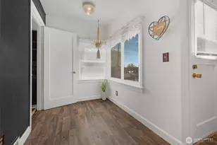 1814 2nd St, Marysville, WA 98270 - Photo 5