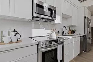 6320 41st Ave SW, Seattle, WA 98136 - Photo 11