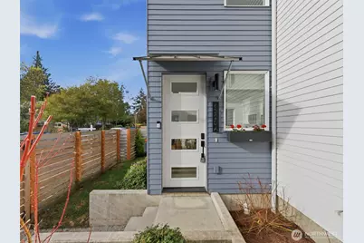 6320 41st Avenue SW #A, Seattle, WA 98136 - Photo 3