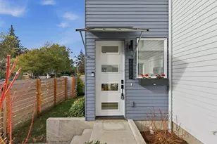 6320 41st Ave SW, Seattle, WA 98136 - Photo 3